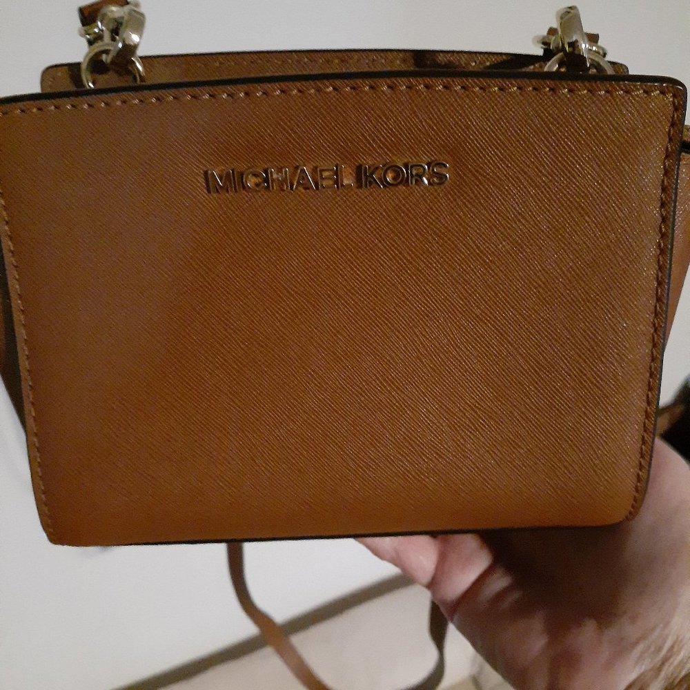 SOLD  Michael Kors  Camel Color Leather Cross Body